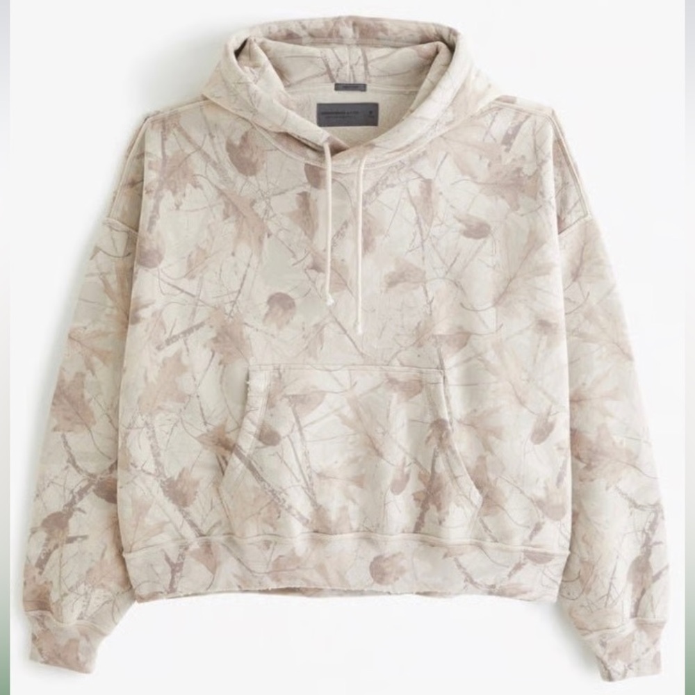 WORN ONCE Abercrombie & Fitch Essential Cropped Popover Hoodie in Camo - Medium